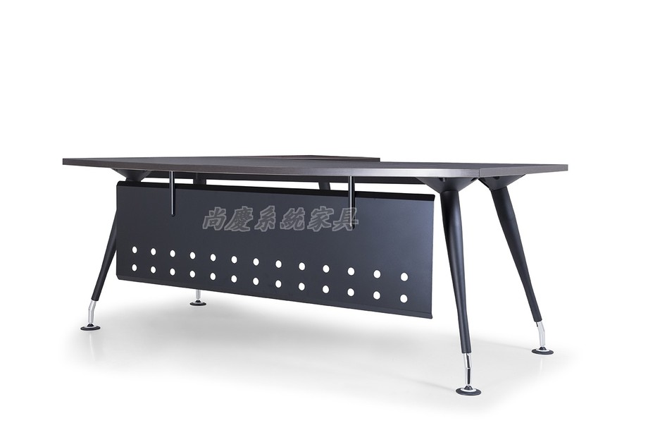 ET腳主管辦公桌