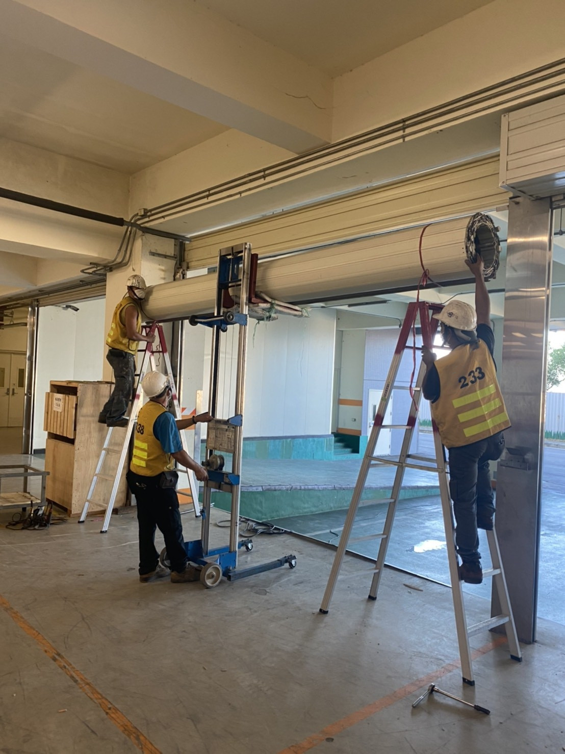 鐵捲門拆除與安裝工程