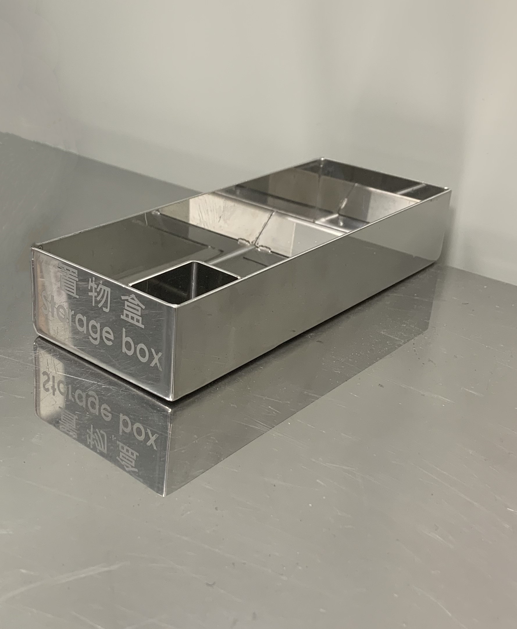 TR自動全檢機文具盒組立