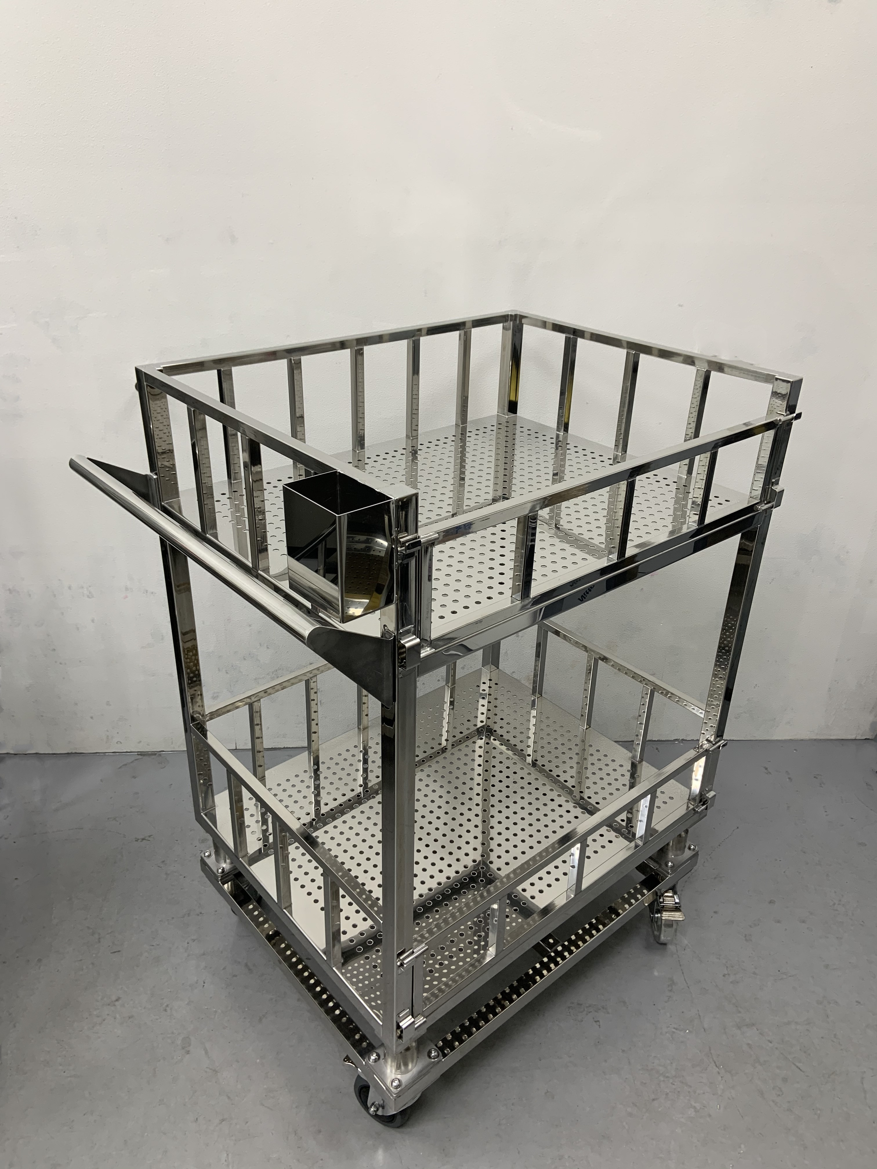 小型推車(有沖孔)