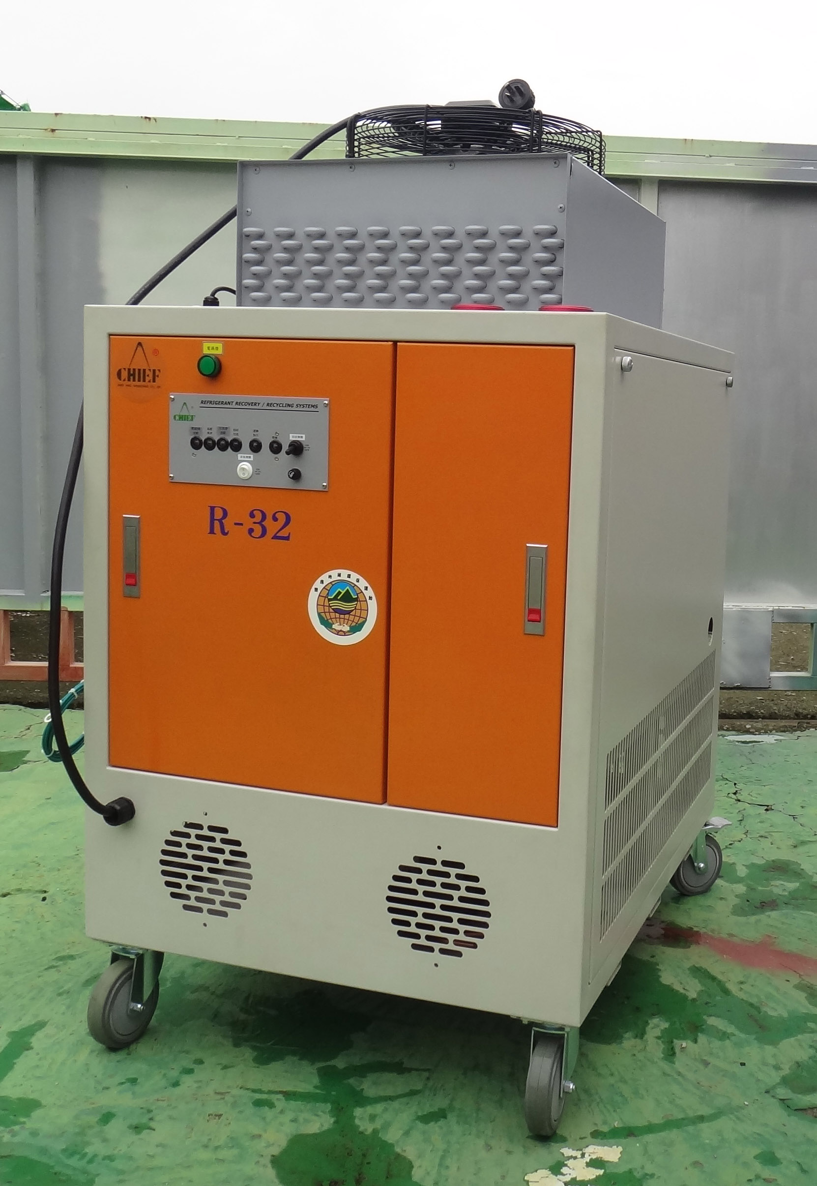 冷媒回收再生機Refrigerant
