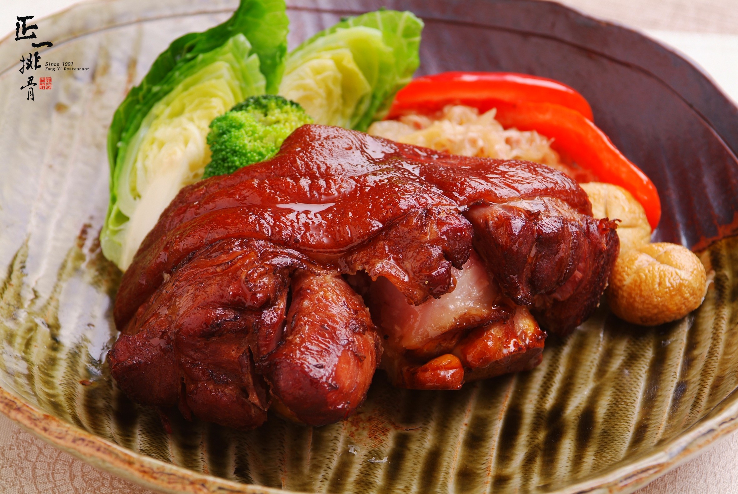 a64德國蒜香豬腳600g