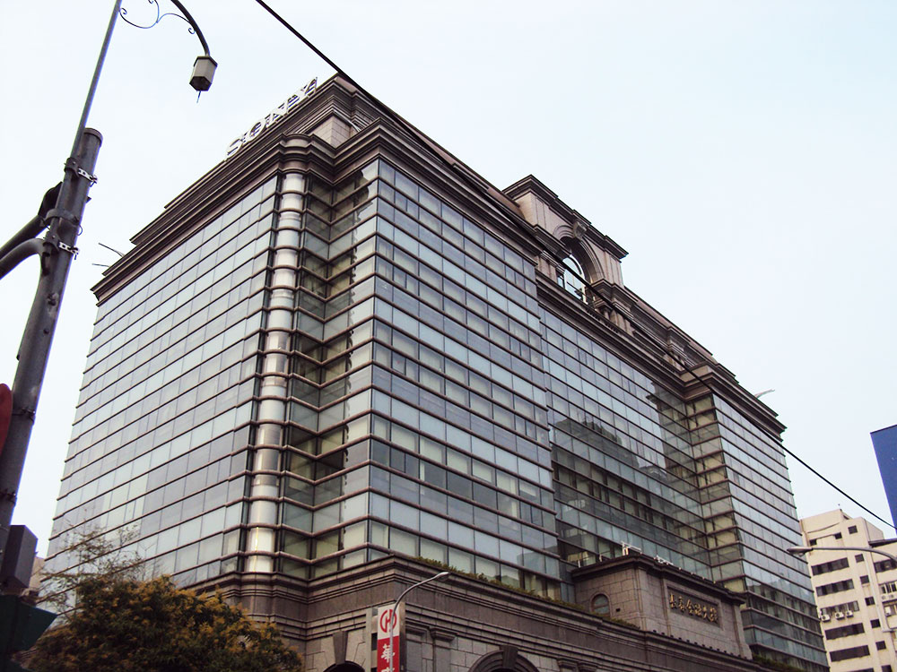 長春金融商業辦公大樓