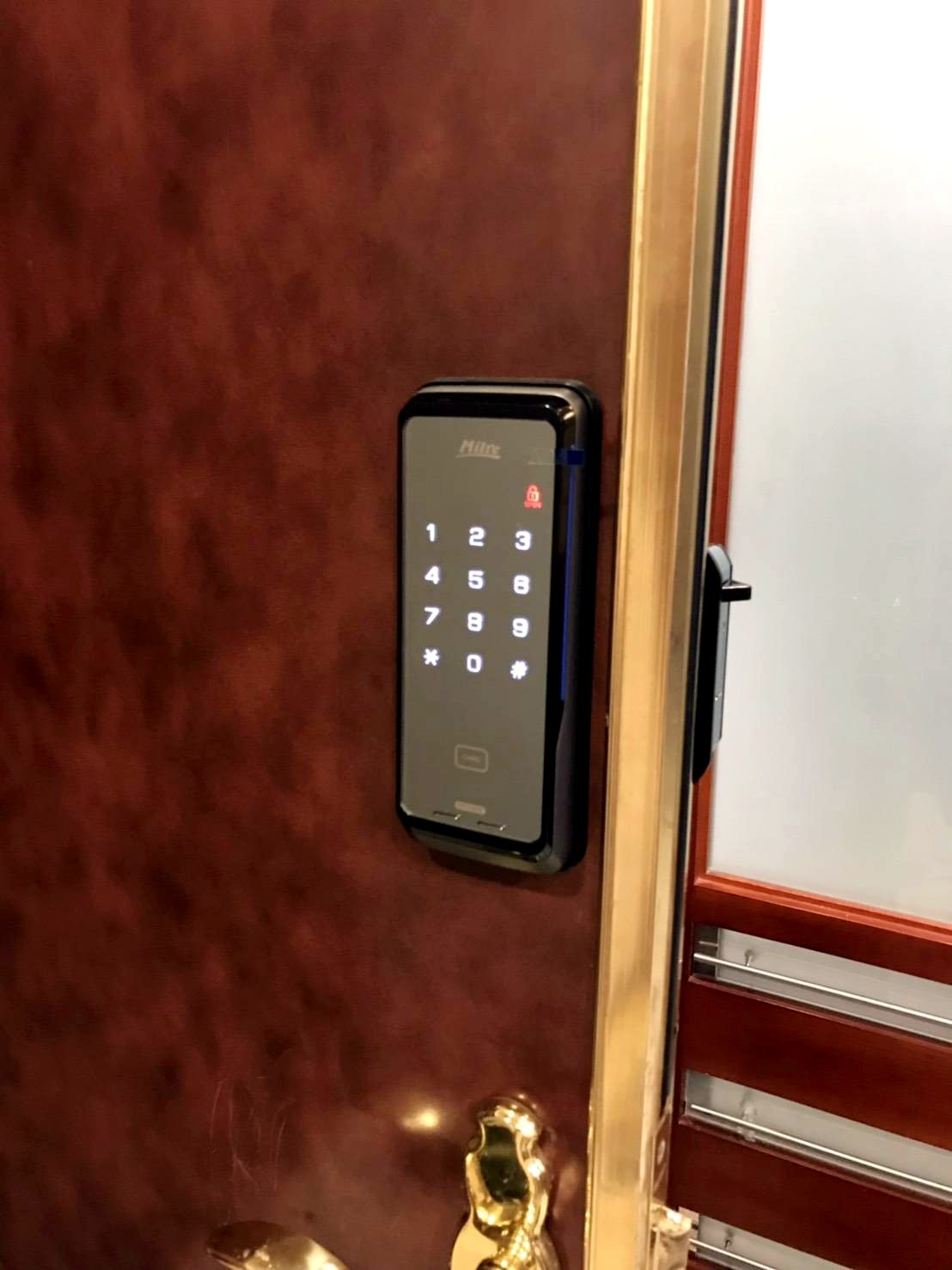 台中電子鎖安裝/台中電子鎖開配鎖14