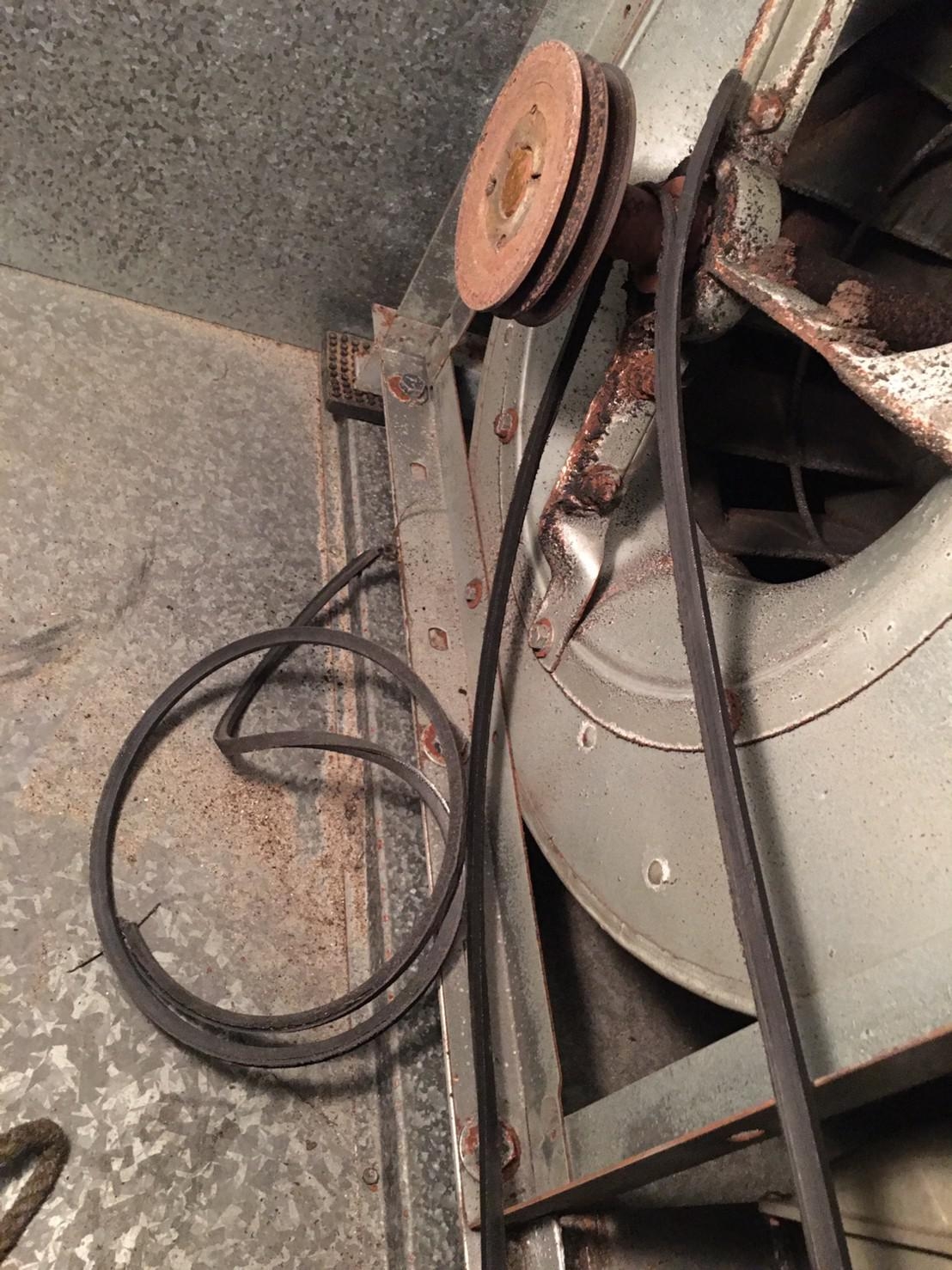 空調箱傳動機構(更換座式軸承及馬達軸承及皮帶)