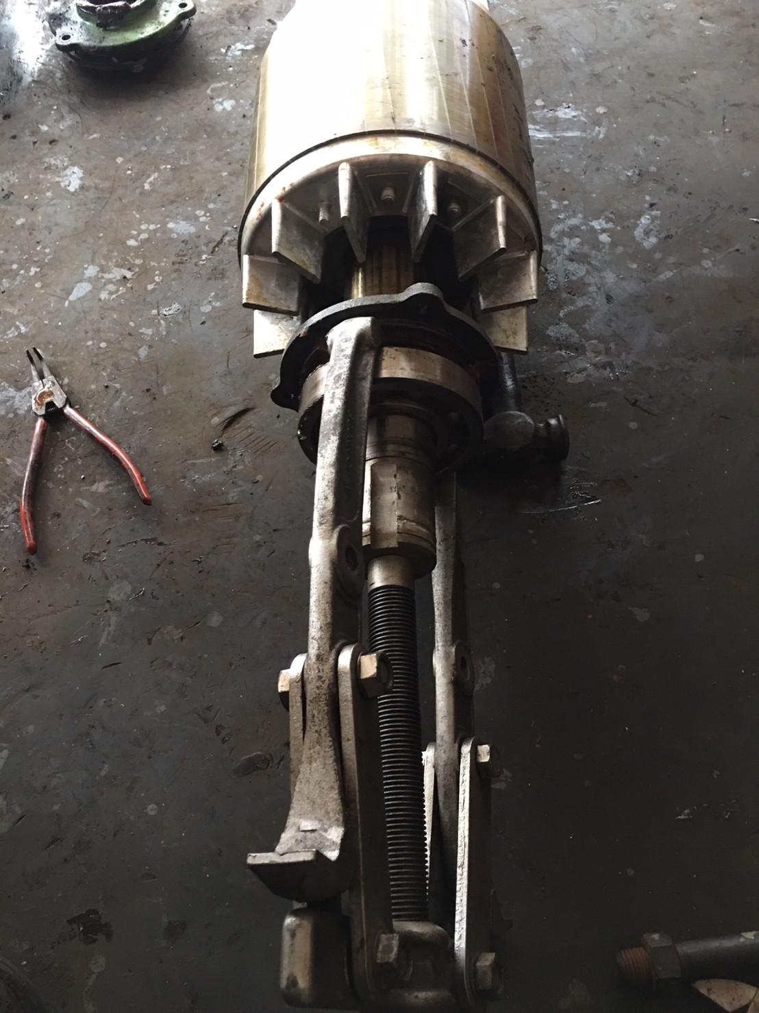 75HP馬達重新整理(重繞線圈及馬達軸承及電木版改善及線圈絕緣度加強)