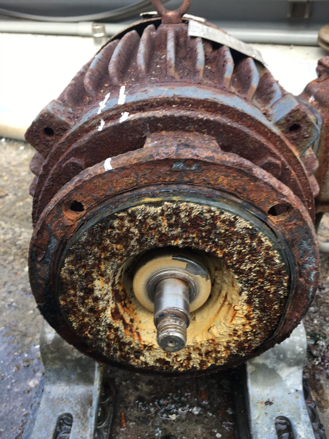 良機冷卻水塔更換5HP2P同軸渦流泵浦(馬達線圈燒毀)