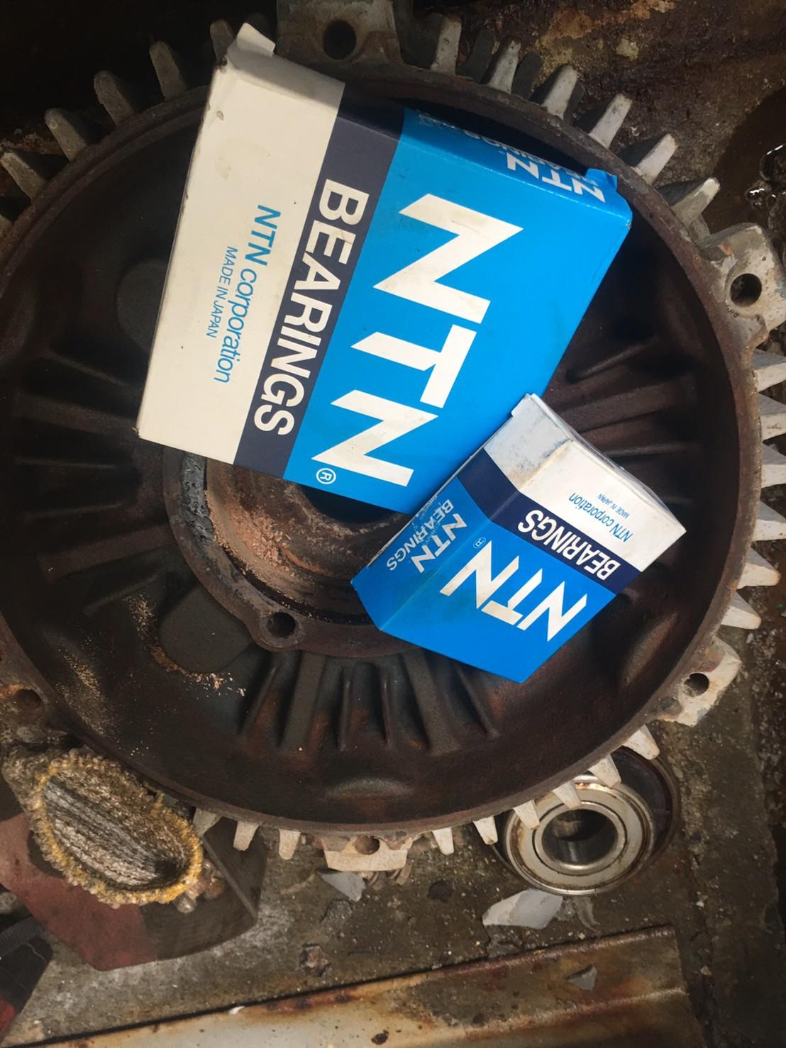 15HP4P同軸渦流泵浦(更換機械軸封及軸承)-前端軸承破裂