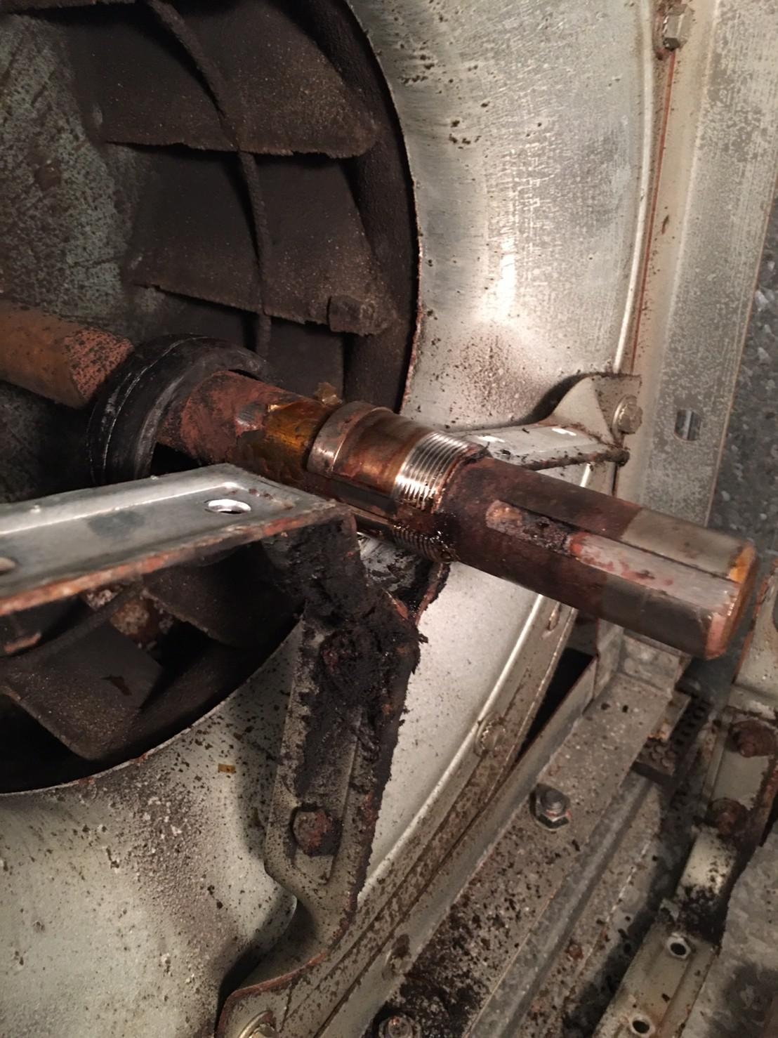 空調箱傳動機構(更換座式軸承及馬達軸承及皮帶)