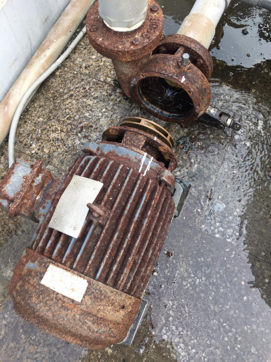 良機冷卻水塔更換5HP2P同軸渦流泵浦(馬達線圈燒毀)