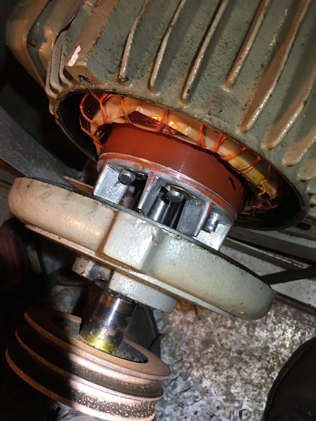 空調箱傳動機構(更換座式軸承及馬達軸承及皮帶)