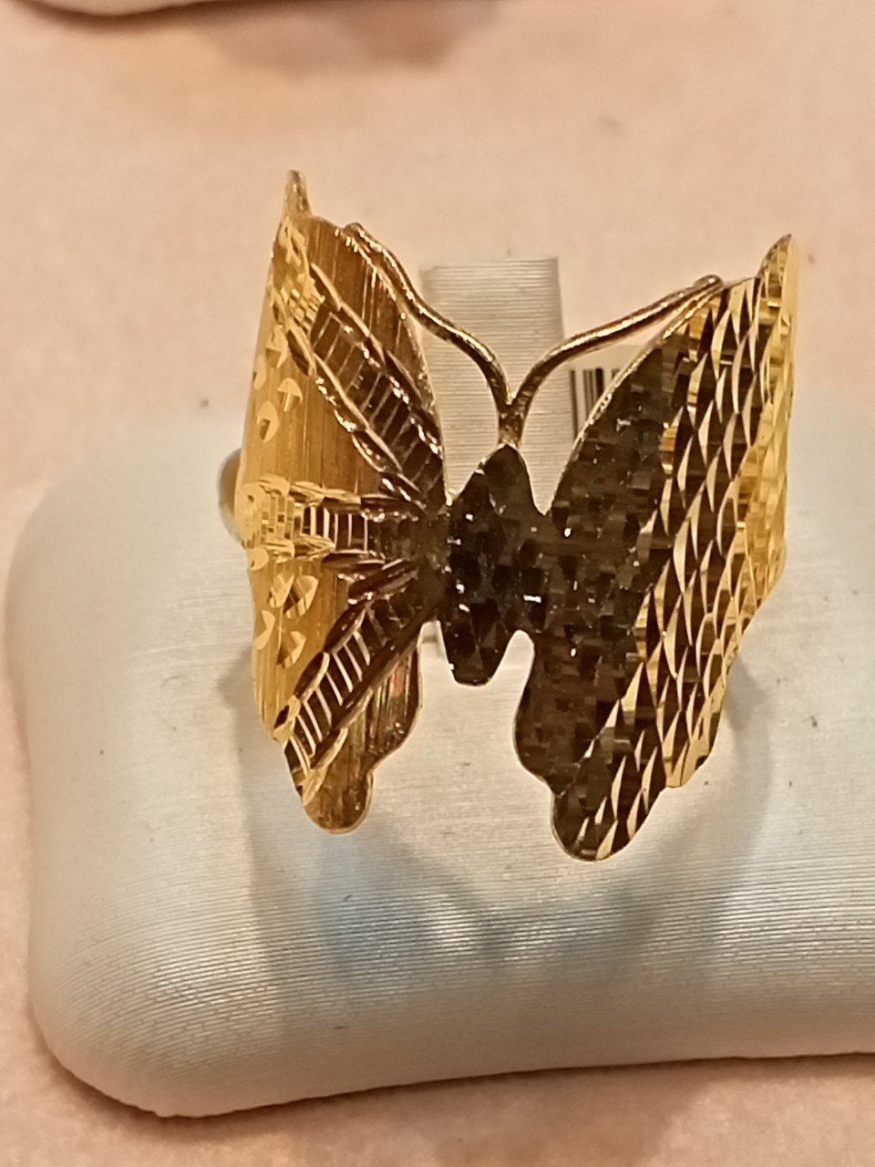 黃金鑽石借款-590金泰當舖提供板橋黃金鑽石借款,樹林機車借款,公營當舖,新北市黃金鑽石借款,台北市黃金借款,24小時當舖,假日當舖,新北市機車借款,台北市黃金借款,三重黃金借款,樹林黃金借款,板橋黃金借款,土城黃金典當借款,迴龍黃金借款,桃園黃金借款,新莊黃金借款,鶯歌黃金借款,龜山黃金借款,三峽黃金借款,八德黃金借款,林口黃金借款,興仁花園夜市黃金借款,新莊後港黃金借款,新北市黃金當鋪,新北推薦當鋪,新北低利息當鋪,金飾借款,當金項鍊,當金飾,當鑽石20