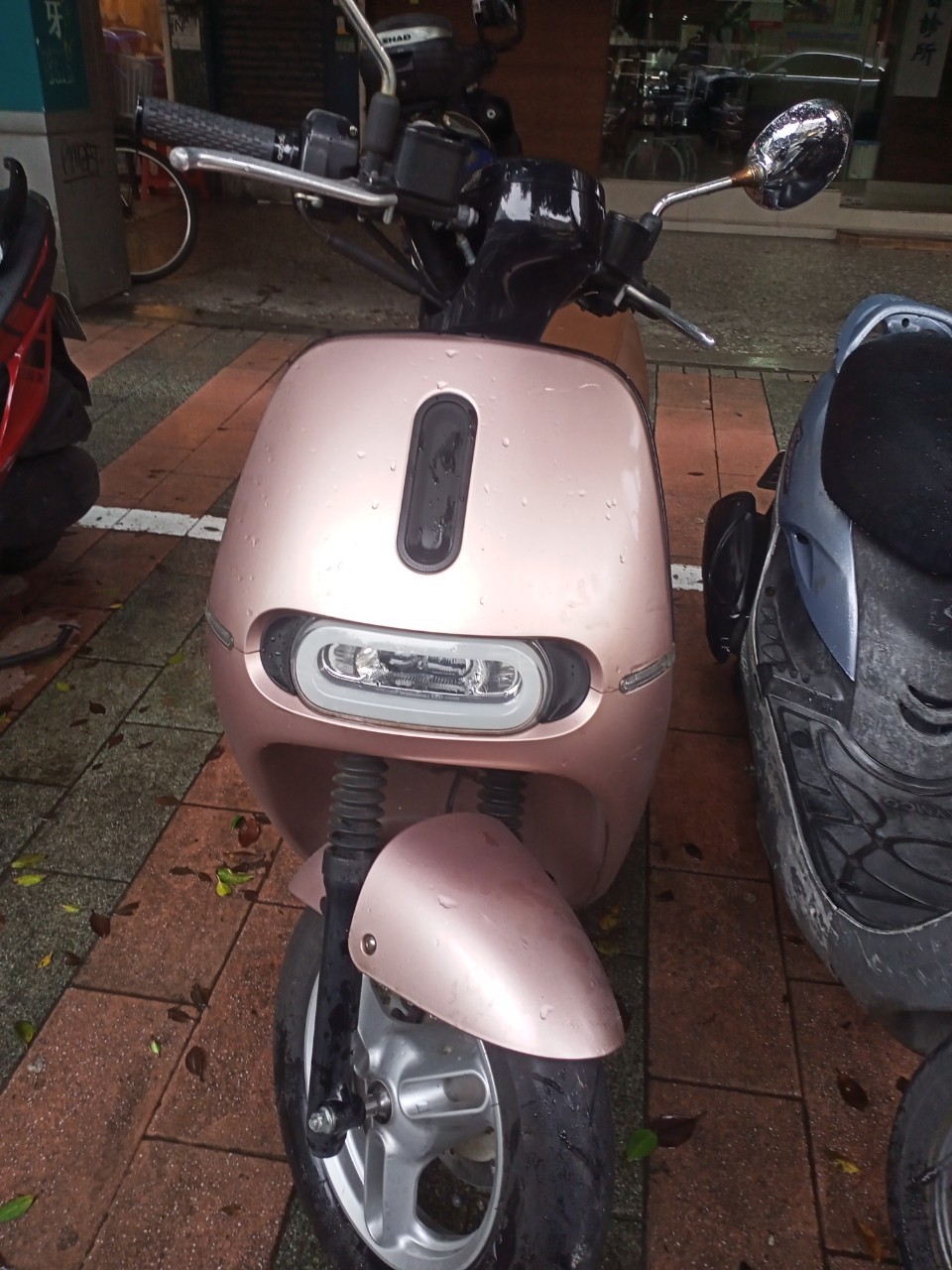 機車借款-590金泰當舖提供樹林機車借款,公營當舖,新北市當鋪,台北市當舖,24小時當舖,假日當舖,新北市機車借款,台北市汽車借款,三重機車借款,樹林機車借款,板橋機車借款,土城機車典當借款,迴龍機車借款,桃園機車借款,新莊機車借款,鶯歌機車借款,龜山機車借款,三峽機車借款,八德機車借款,林口機車借款,興仁花園夜市機車借款,新莊後港機車借款,新北市機車當鋪,新北推薦當鋪,新北低利息當鋪,機車當鋪,機車當舖18