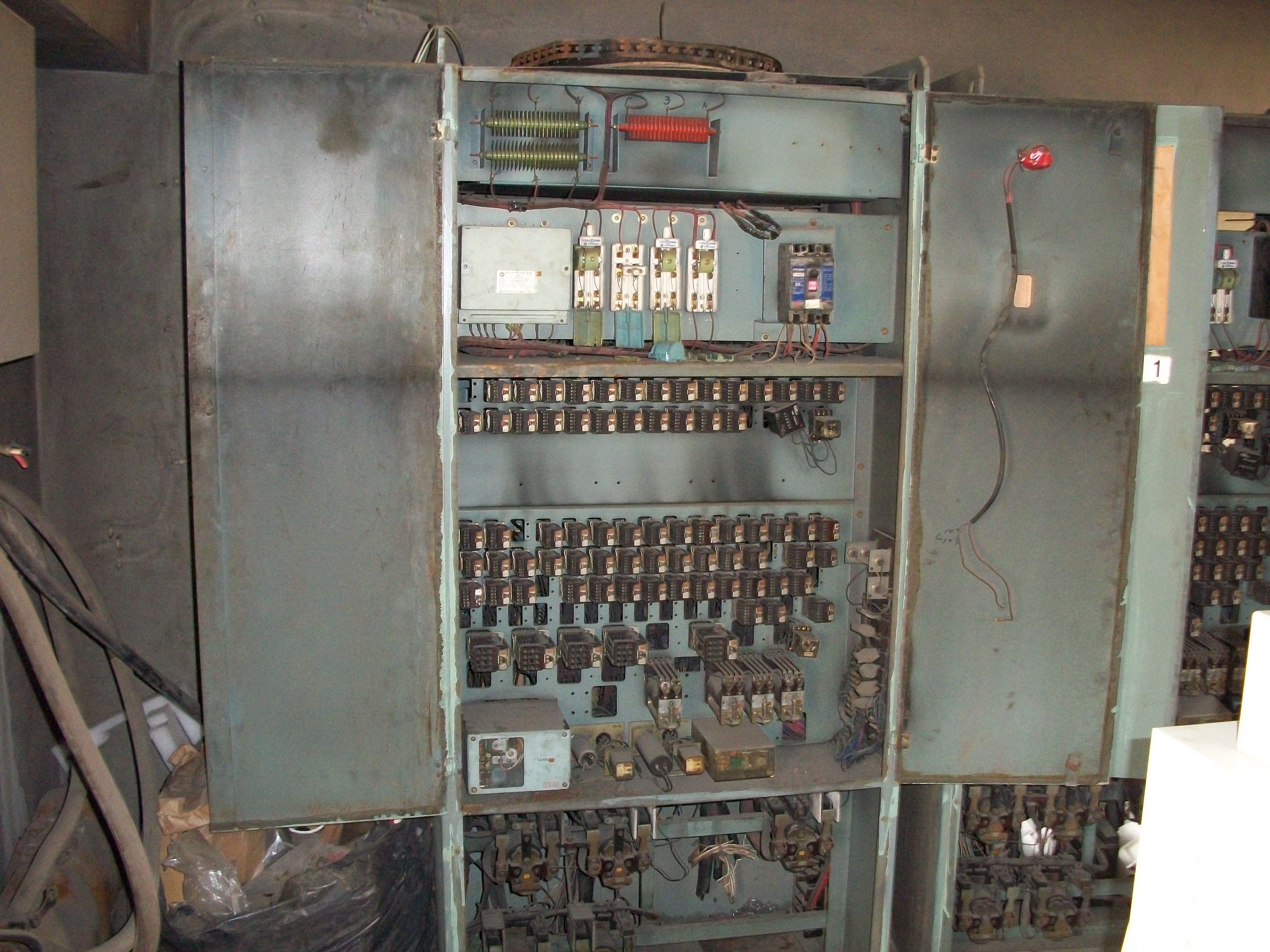 電梯控制盤_(改修前-樣式2)