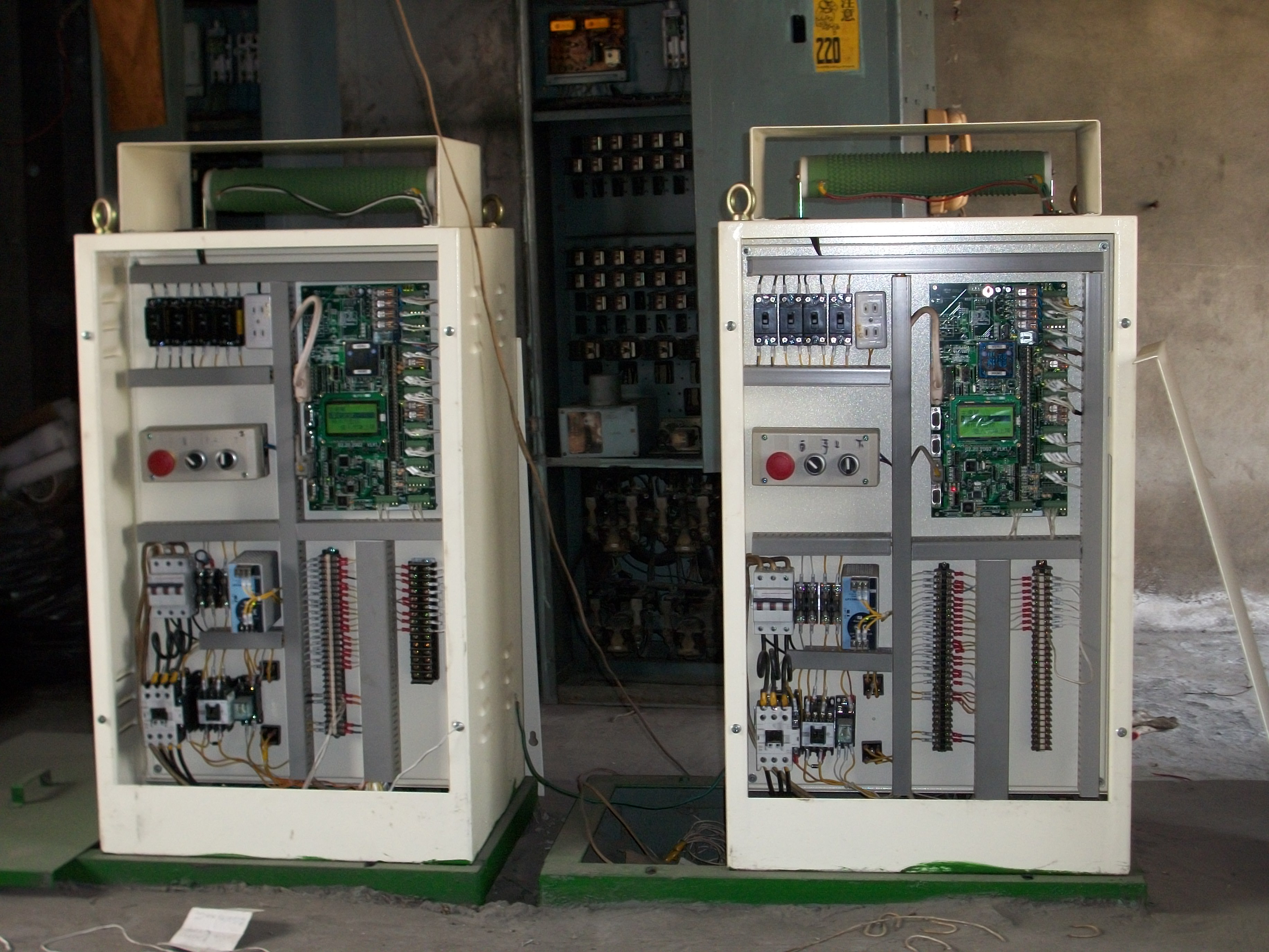 電梯控制盤_(改修後