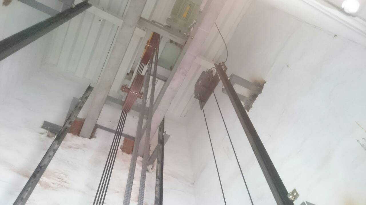 電梯維修工程