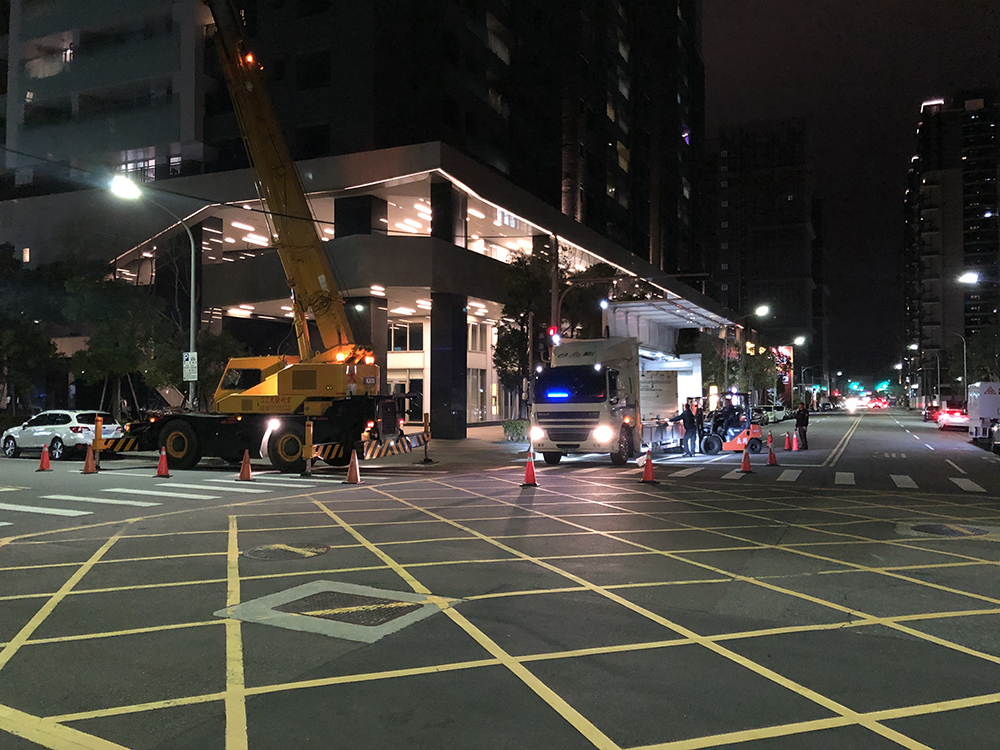 新竹遠見眼科吊掛作業