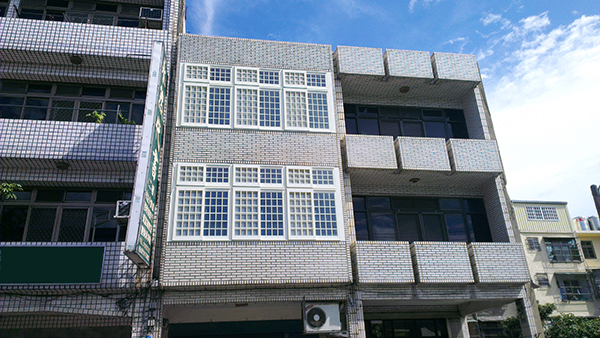 雙層玻璃防盜格子氣密窗