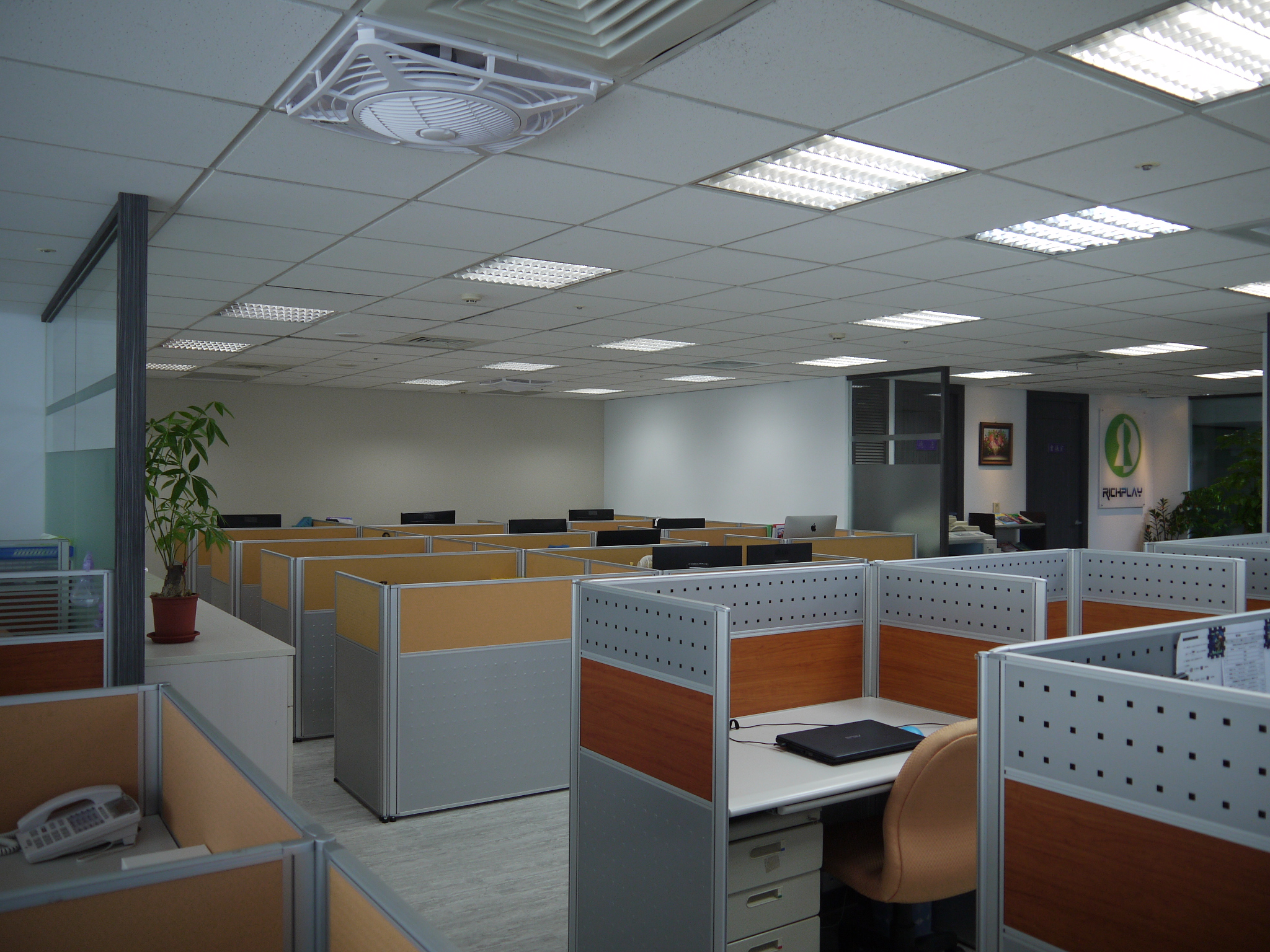 英奇達辦公室-辦公區