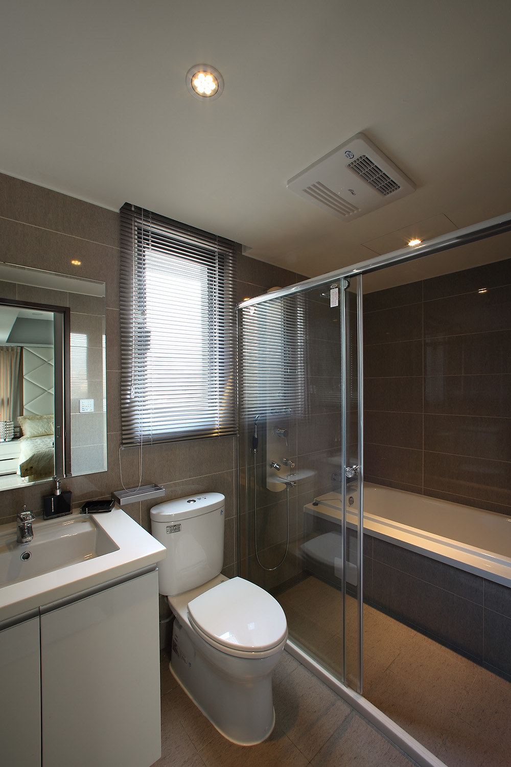 新莊全坤吳公館-主臥浴廁