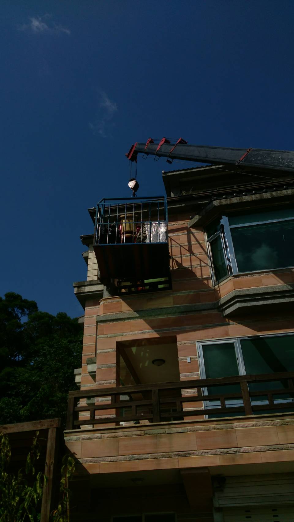 苗栗搬家推薦,頭份搬家推薦,竹南搬家推薦,三灣搬家推薦-大吉專業搬家-搬家吊車鐵籠