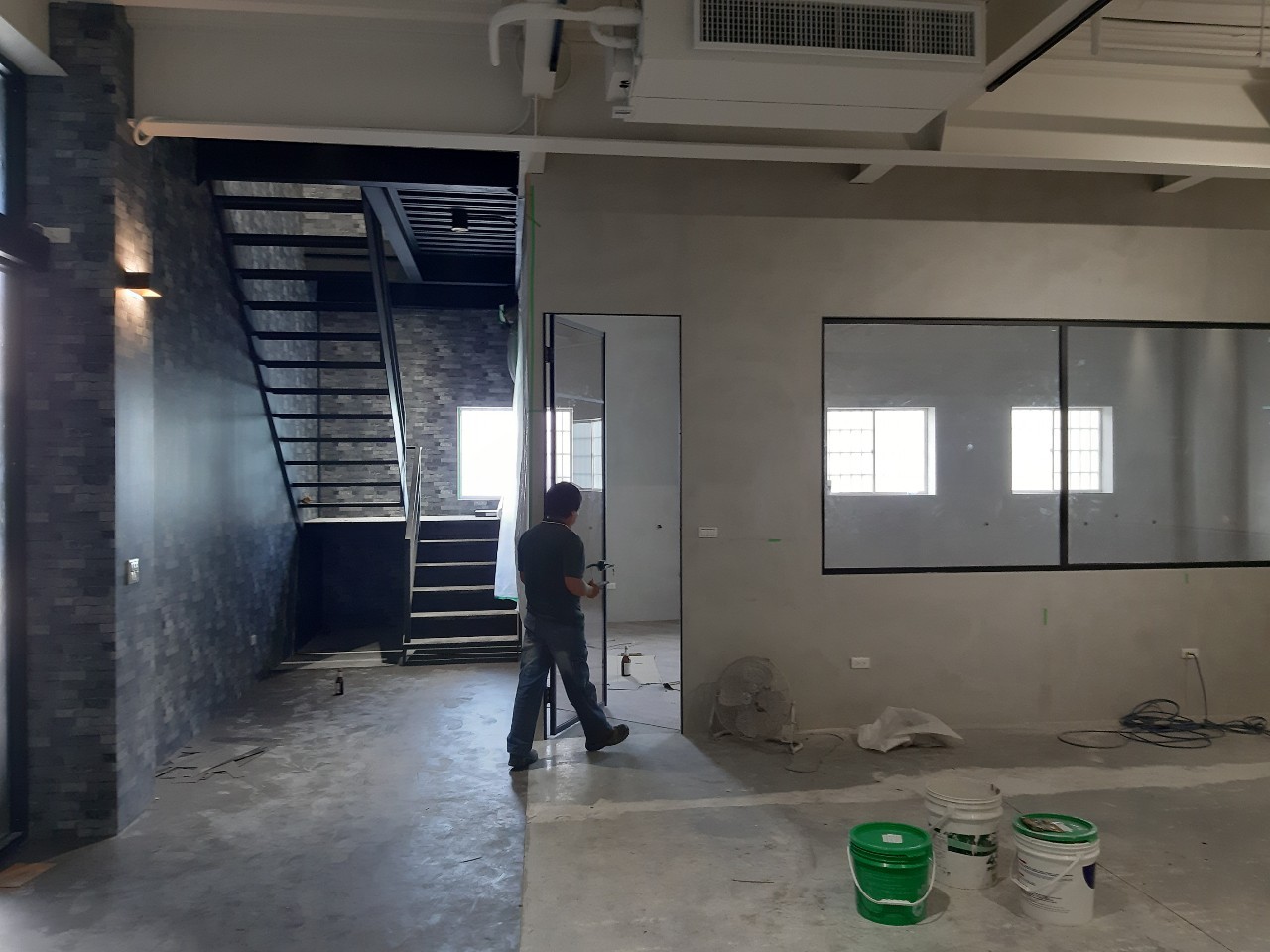 高雄隔間搭配油漆工業風