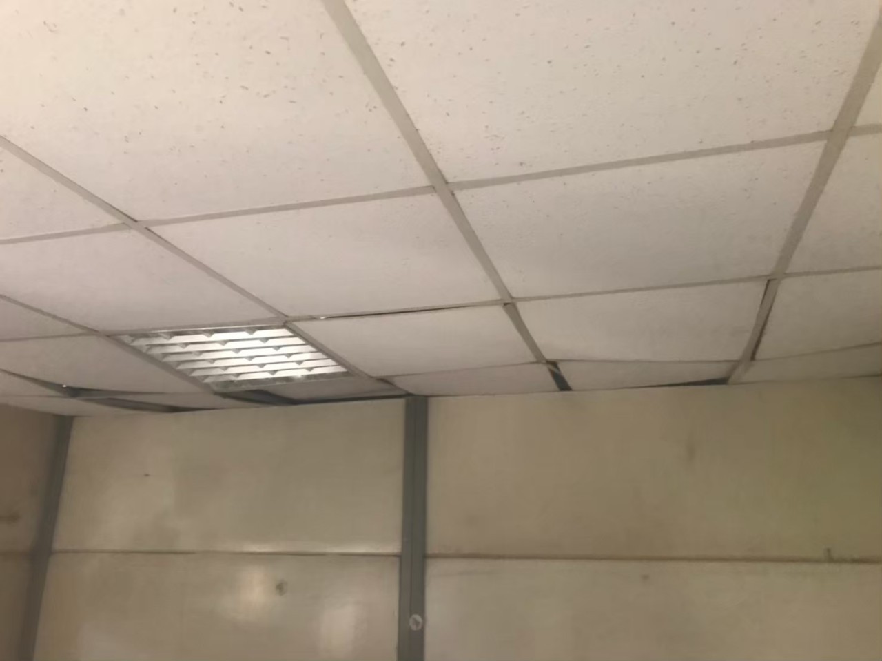 高雄天花板修復