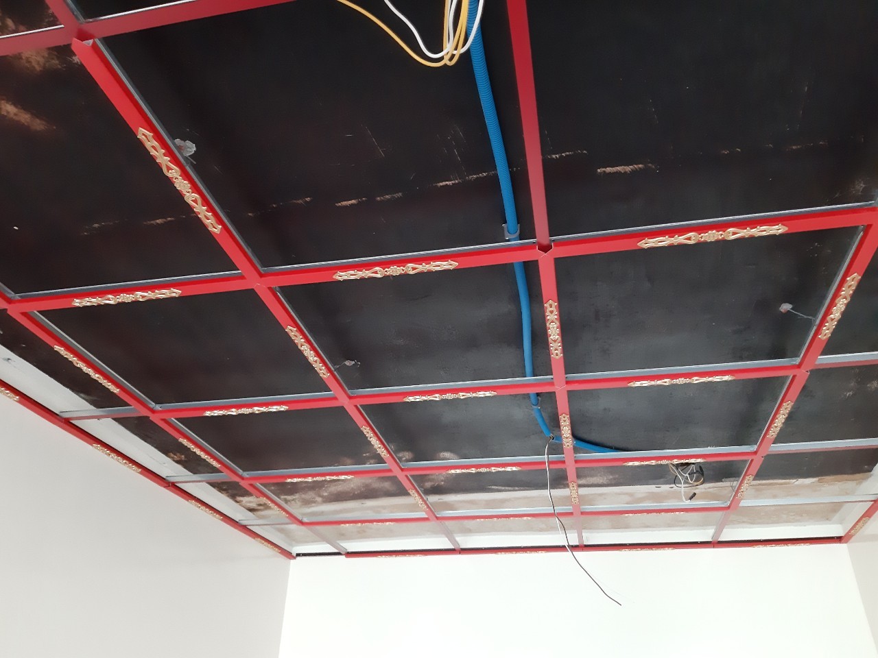 高雄天花板立體突