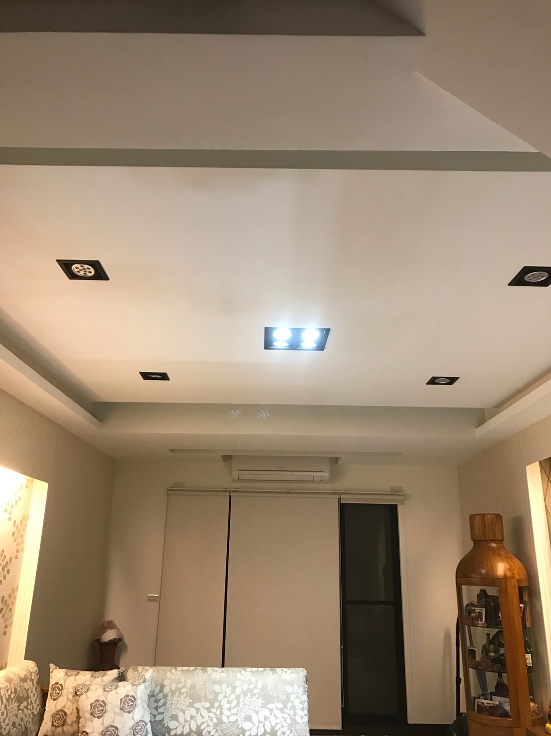 高雄住家暗架造型層板天花板