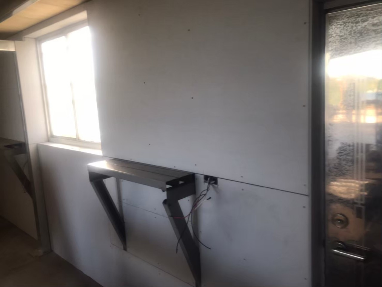 高雄鐵皮屋隔熱隔間工程