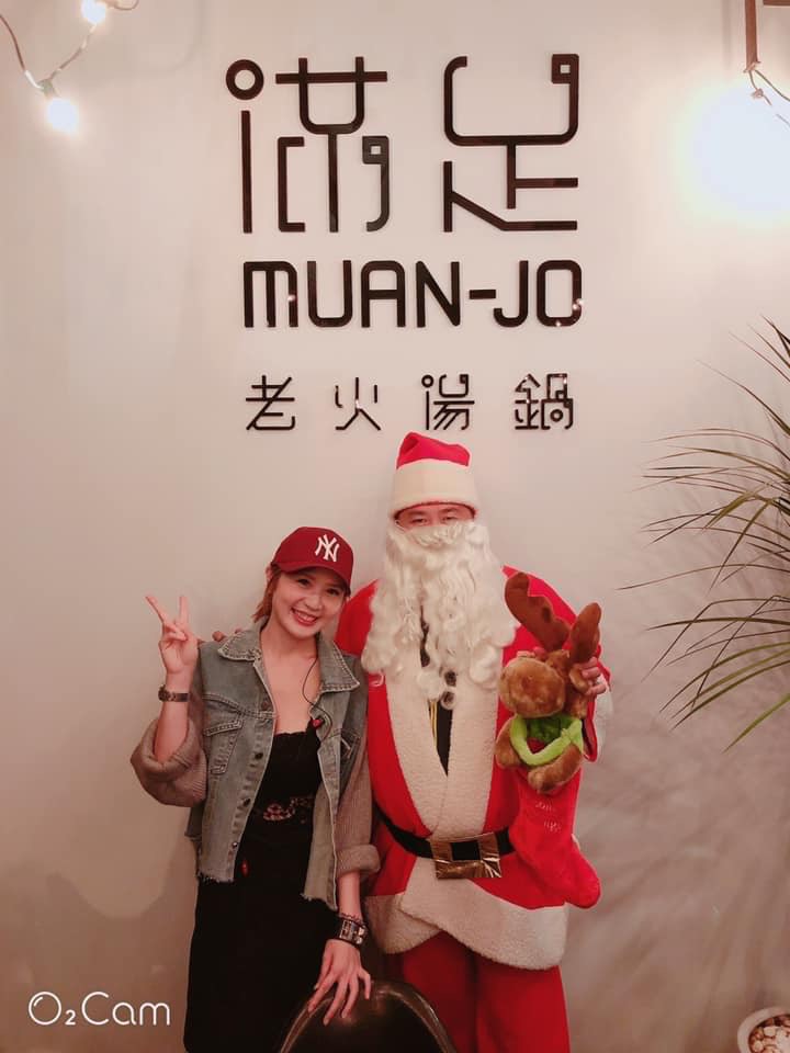 滿足老火湯鍋-壓克力烤漆字