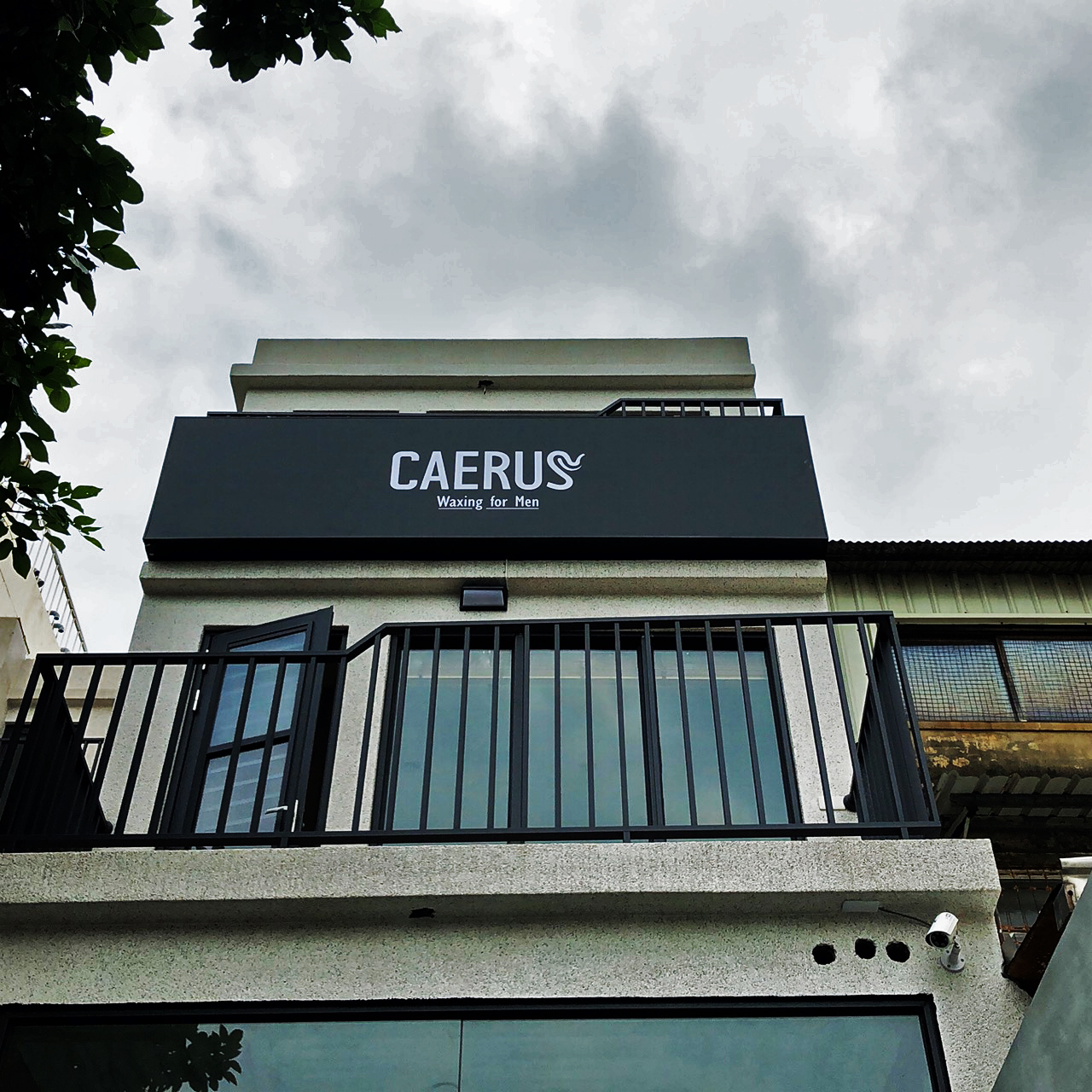 Caerus快樂撕-無接縫燈箱招牌