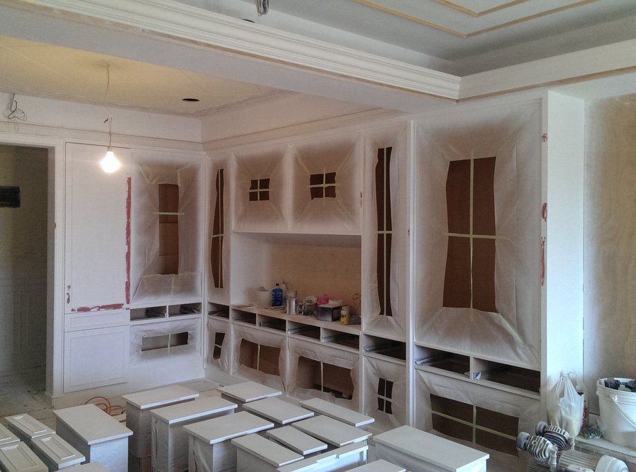 新莊幸福路室內噴漆