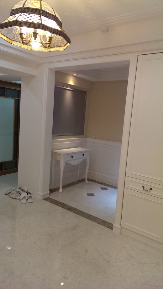 新莊幸福路室內噴漆