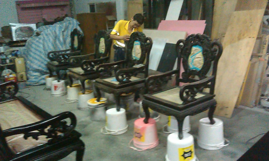 古董家具桌椅翻修噴漆