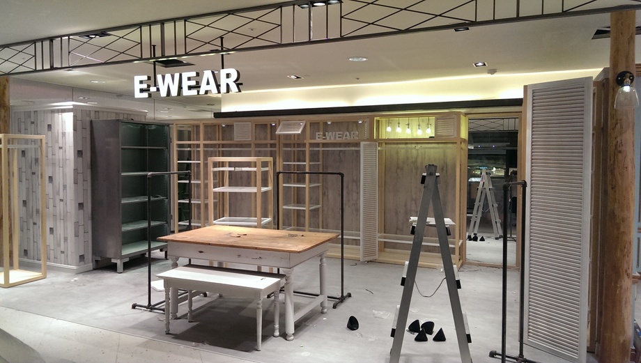 商場專櫃油漆噴漆(新光三越)