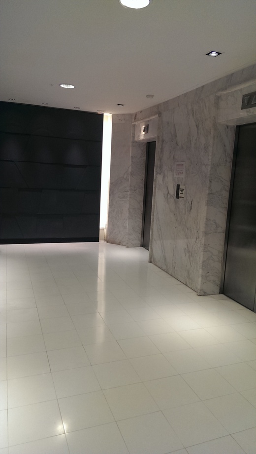 商場專櫃油漆噴漆(新光三越)