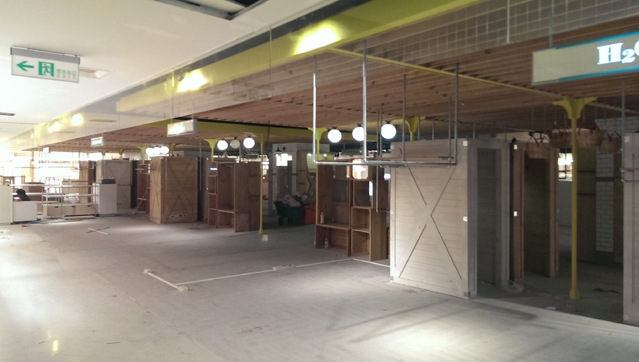 商場專櫃油漆噴漆(新光三越)