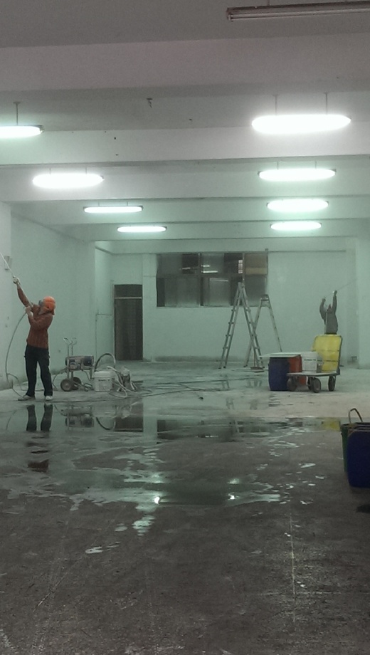 龜山迴龍工業區萬壽路廠房噴漆