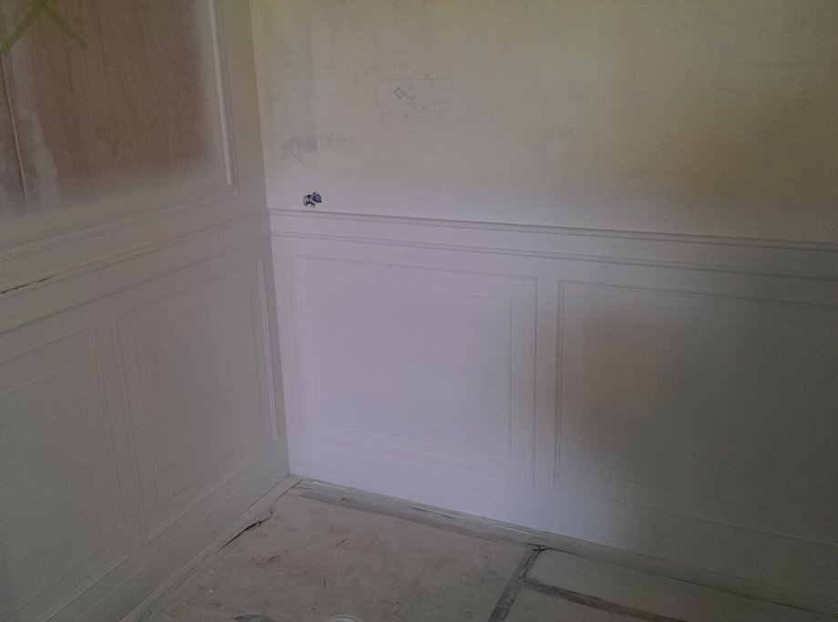 新莊幸福路室內噴漆