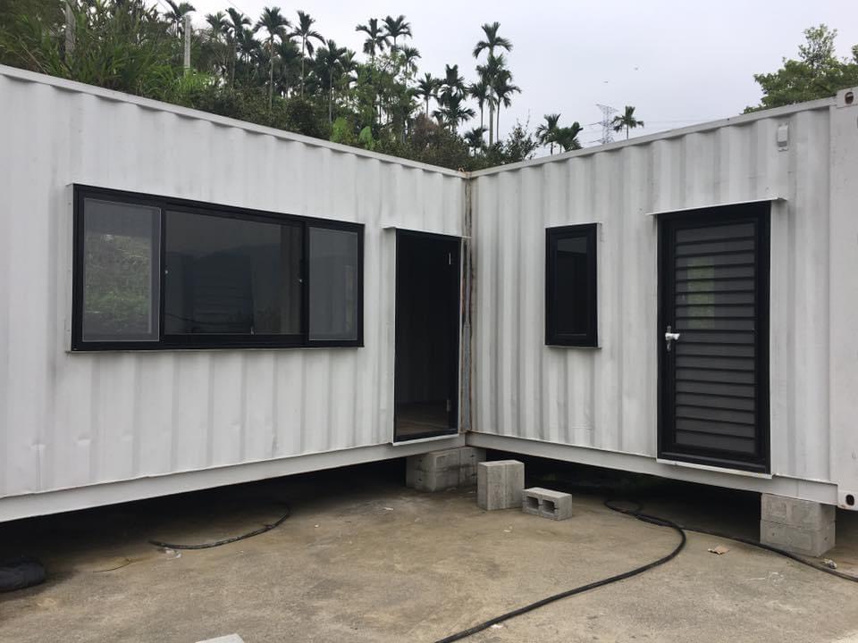 貨櫃屋門窗安裝工程