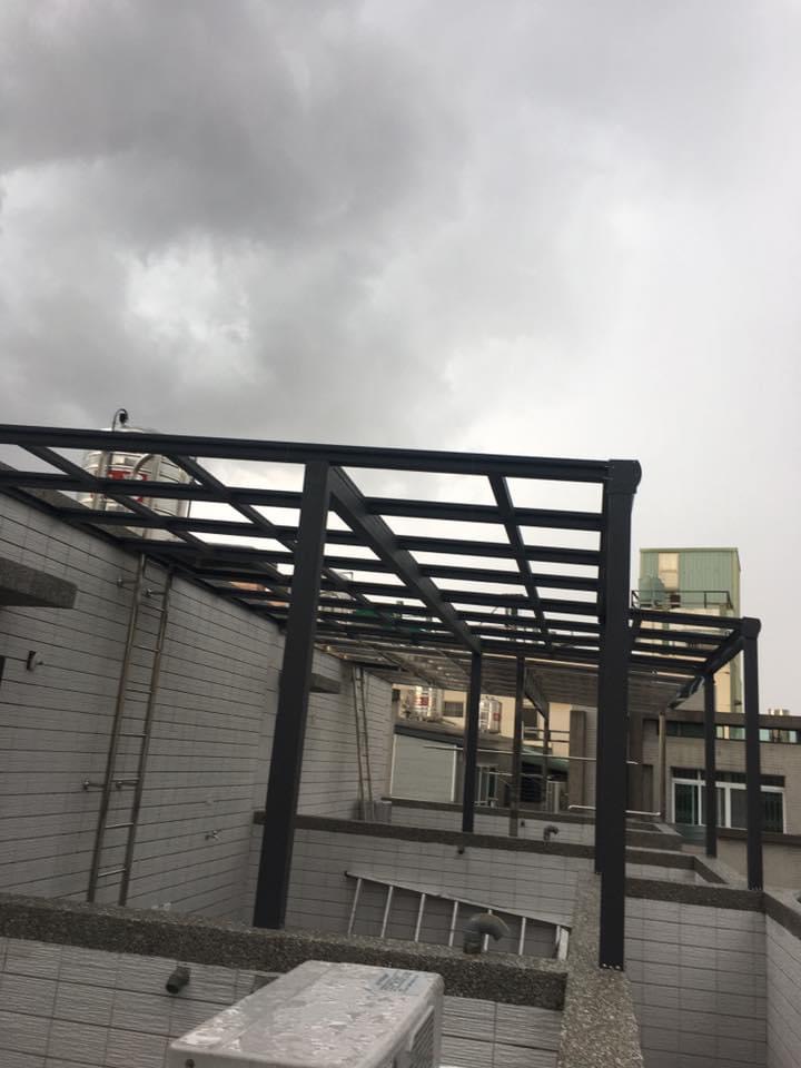 台南屋頂採光罩設計