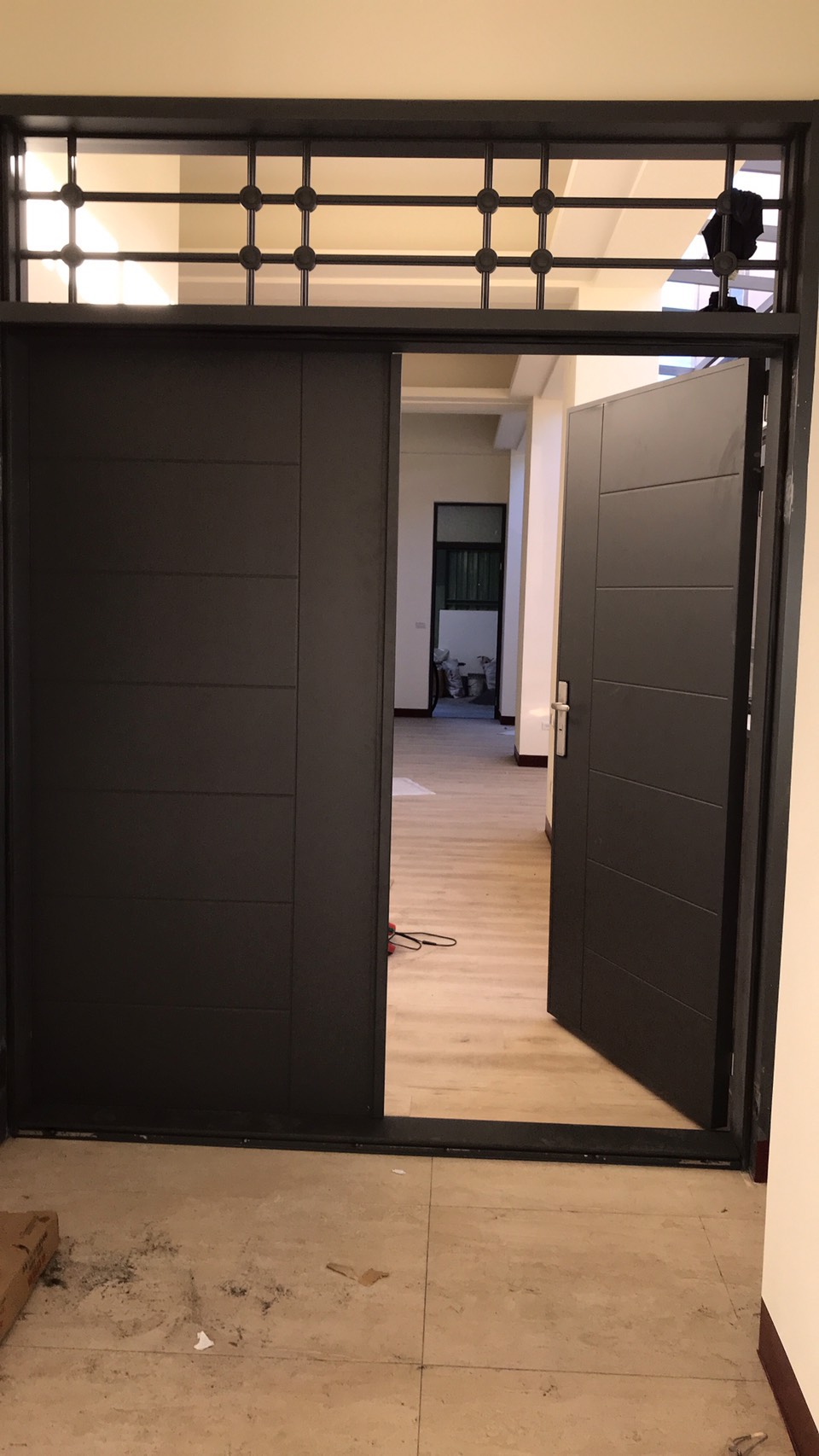 大里不鏽鋼鍛造門