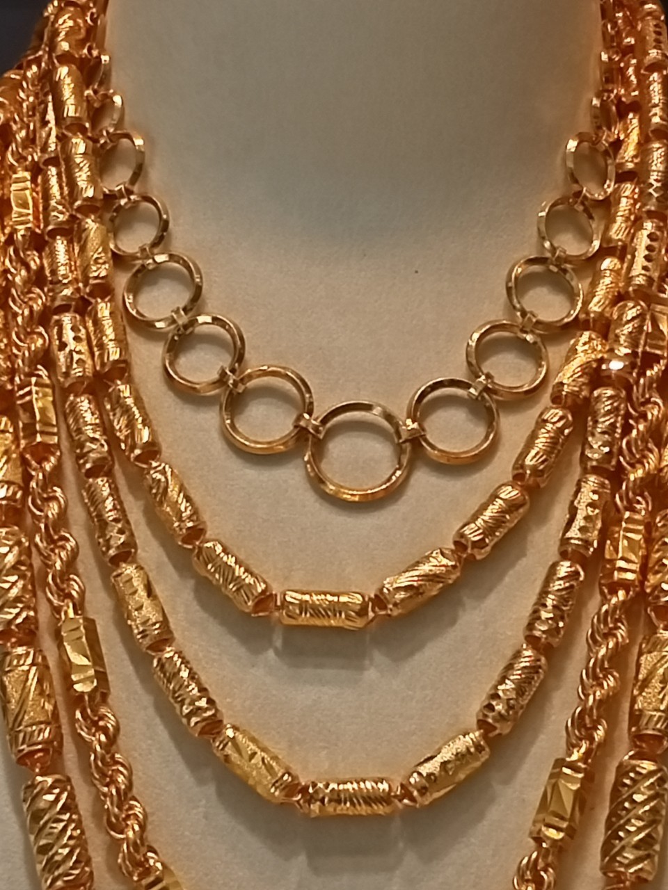 黃金借款案例-禾豐當舖提供台北黃金借款,萬華當舖推薦,台北市當鋪,萬華黃金借款,大同區黃金借款,中山區黃金借款,中正黃金當舖,大安當舖,永和黃金借款,中和黃金借款,三重黃金借款,新莊黃金借款,新北市黃金借款,24小時當舖,假日當舖,台北市萬華黃金借款舖,西門町黃金借款,龍山寺黃金當舖,艋舺當舖,台北車站附近黃金借款,萬華黃金借錢,黃金借錢,金項鍊借款,金飾借款,黃金典當,黃金借款利息低,黃金借款額度高,新北市黃金借款,萬華推薦當鋪,萬華低利息當鋪11