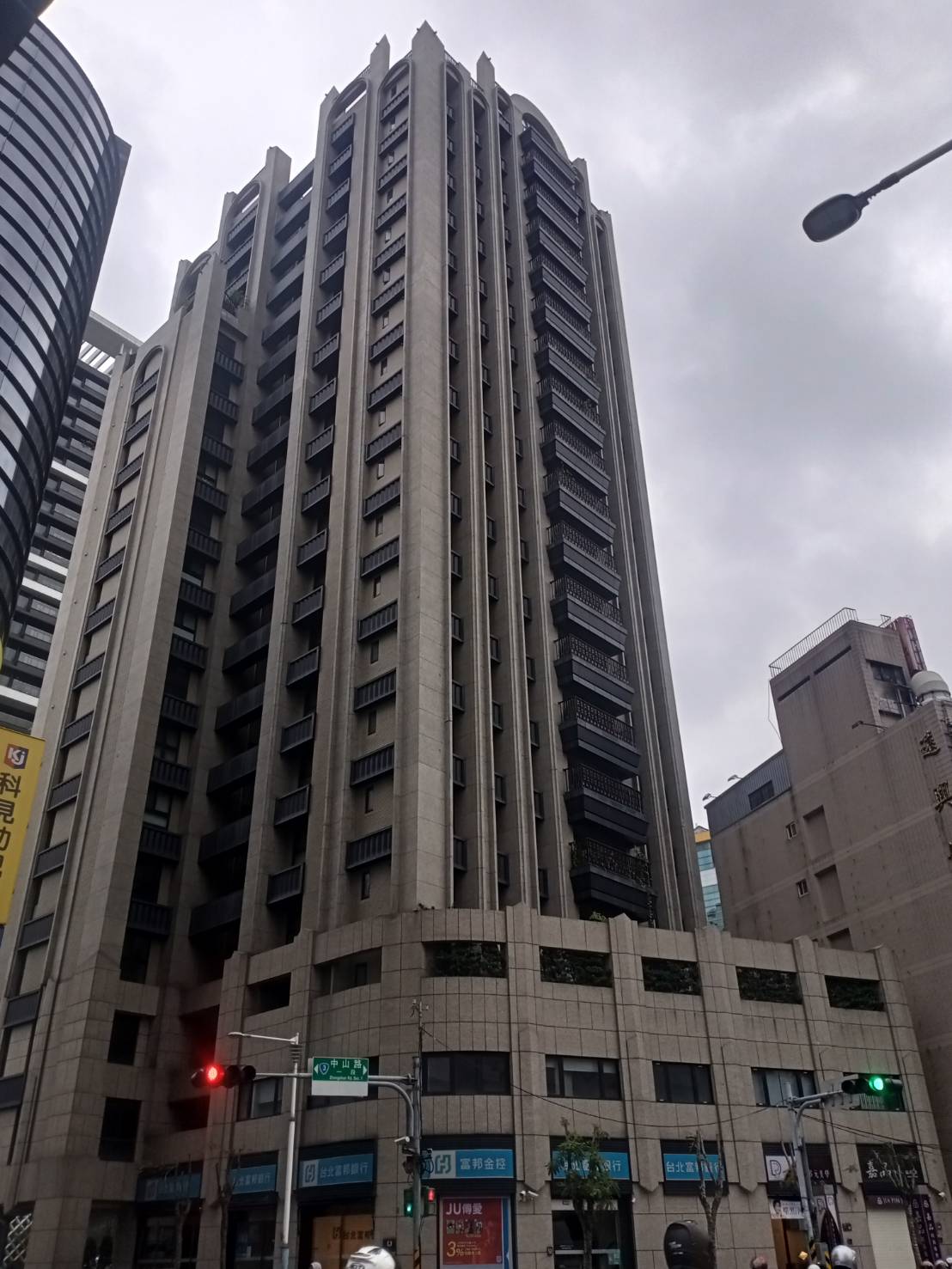 房屋二胎-禾豐當舖提供台北房屋二胎借款,萬華當舖推薦,台北市當鋪,萬華房屋二胎,大同區房屋二胎,中山區房屋二胎,中正房屋二胎,大安房屋二胎,永和房屋二胎,中和房屋二胎,三重房屋二胎,新莊房屋二胎,新北市房屋二胎,台北市萬華房屋二胎,西門町房屋二胎,龍山寺當舖,艋舺當舖,台北車站附近房屋二胎,萬華房屋借錢,房屋借錢,台北土地借款,房屋典當,房屋借款利息低,房屋二胎借款額度高,新北市房屋二胎,萬華推薦房屋二胎,萬華低利息當鋪9