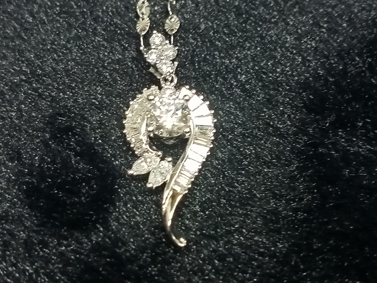 鑽石借款-玖泰當舖提供假日當舖,新北當舖,三重鑽石借款,新北市當舖,三重當舖,蘆洲當舖,五股黃金借款,台北市鑽石借款,大同區鑽石借款,萬華當舖,士林區鑽石借款,中正區當舖,中山區當舖,鑽石借款,鑽石借錢,新北黃金借款,新北市黃金借款,黃金典當,新北市黃金當鋪,新北市推薦鑽石當鋪,新北市低利息鑽石當鋪,台北鑽石當鋪轉當,新北市附近當鋪,三重蘆洲附近鑽石當鋪,台北當鋪,新北市當舖,三重鑽石代償,三重鑽石當舖有資金需求找玖泰當舖3