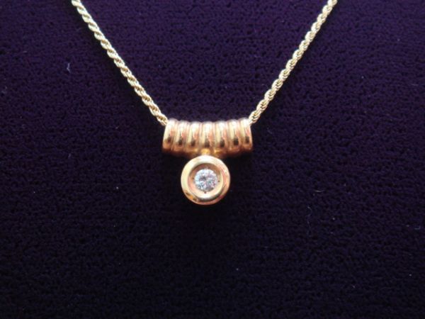 黃K鑽石項鍊