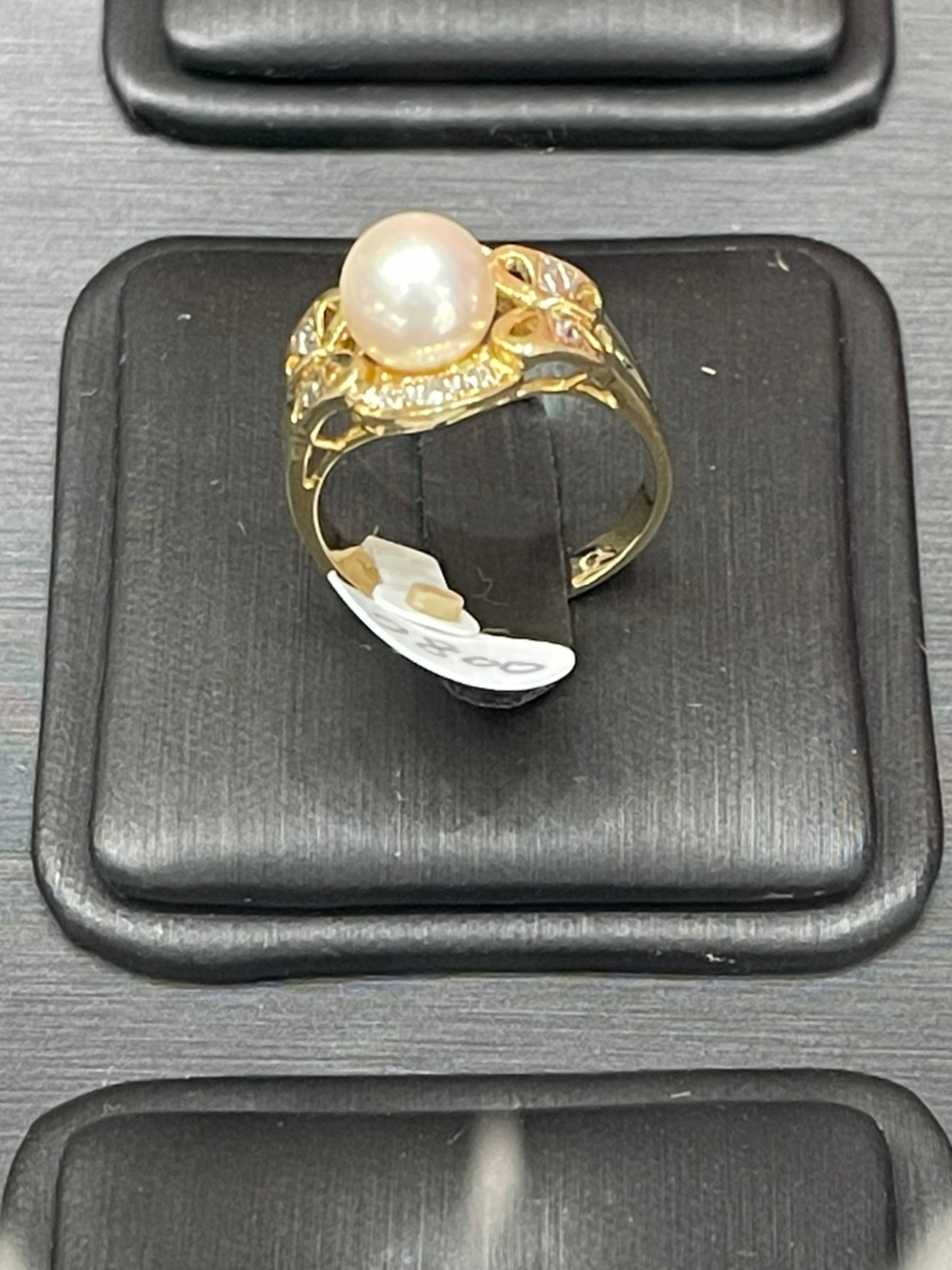 鑽石珠寶借款-玖泰當舖提供假日當舖,新北當舖,三重鑽石借款,新北市當舖,三重當舖,蘆洲當舖,五股黃金借款,台北市鑽石借款,大同區鑽石借款,萬華當舖,士林區鑽石借款,中正區當舖,中山區當舖,鑽石借款,鑽石借錢,新北黃金借款,新北市黃金借款,黃金典當,新北市黃金當鋪,新北市推薦鑽石當鋪,新北市低利息鑽石當鋪,台北鑽石當鋪轉當,新北市附近當鋪,三重蘆洲附近鑽石當鋪,台北當鋪,新北市當舖,三重鑽石代償,三重鑽石當舖有資金需求找玖泰當舖4