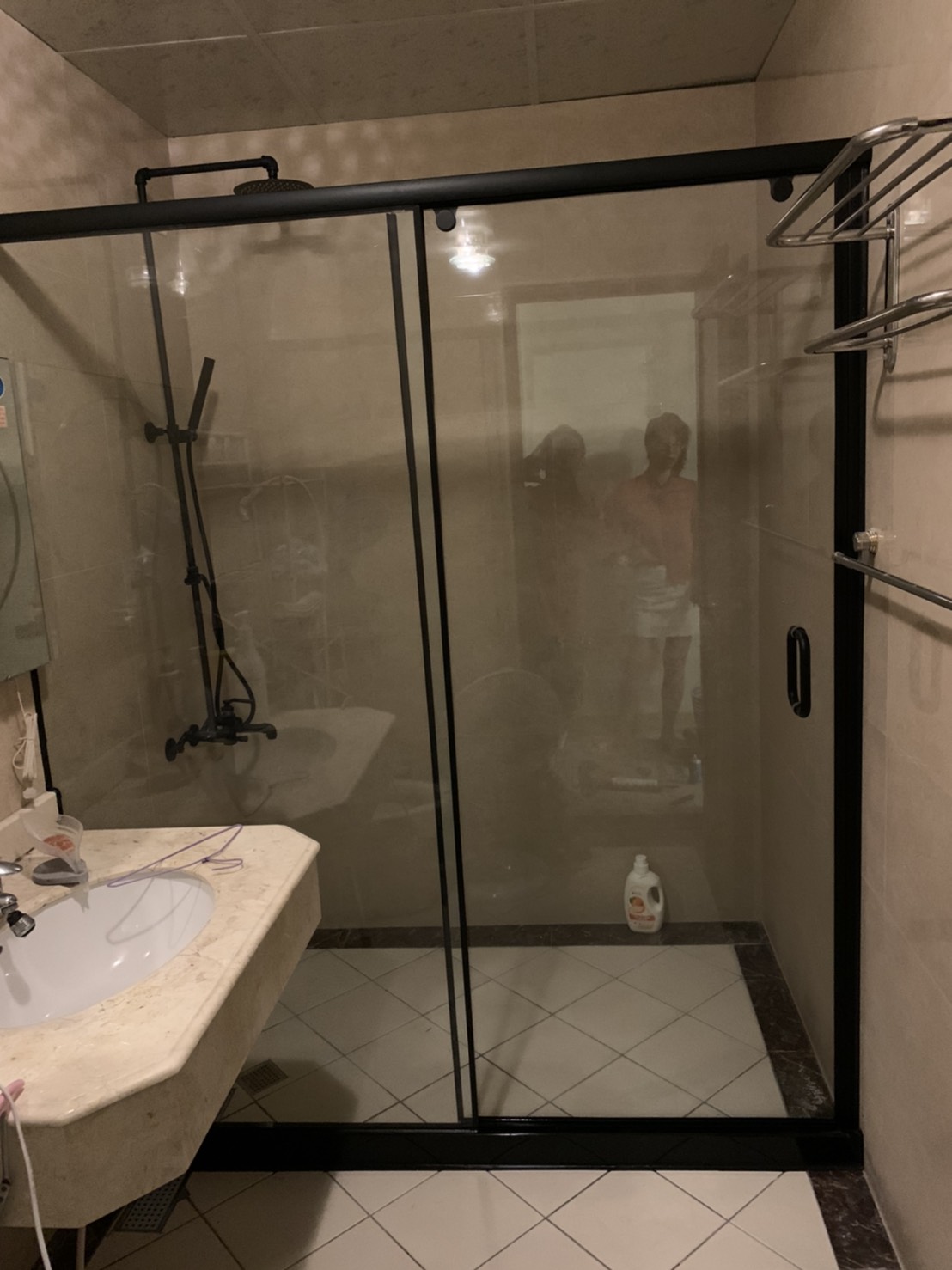 淋浴橫拉門-一字型橫拉門