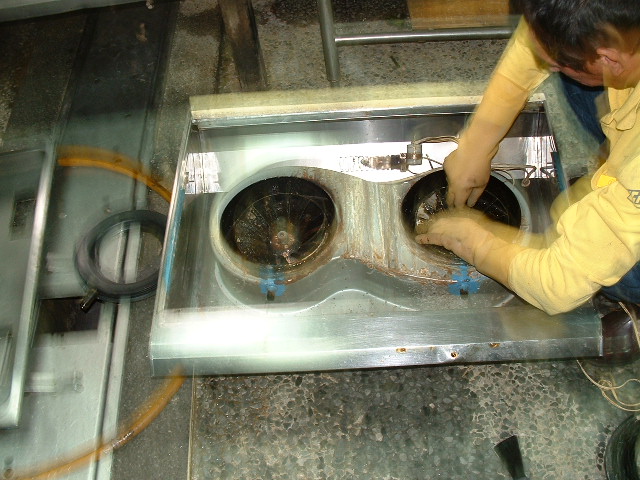 中央廚房排油煙機清洗
